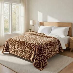 Cozy Queen Size Blanket - Plush & Warm with Vibrant Colors, Brown Floral